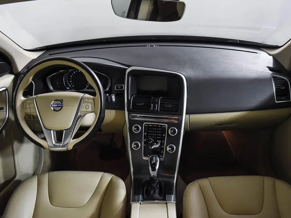 Volvo XC60, 2015 г.