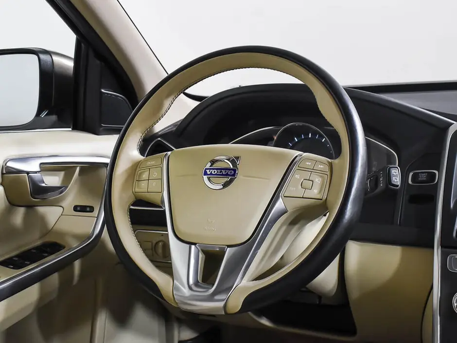 Volvo XC60, 2015 г.