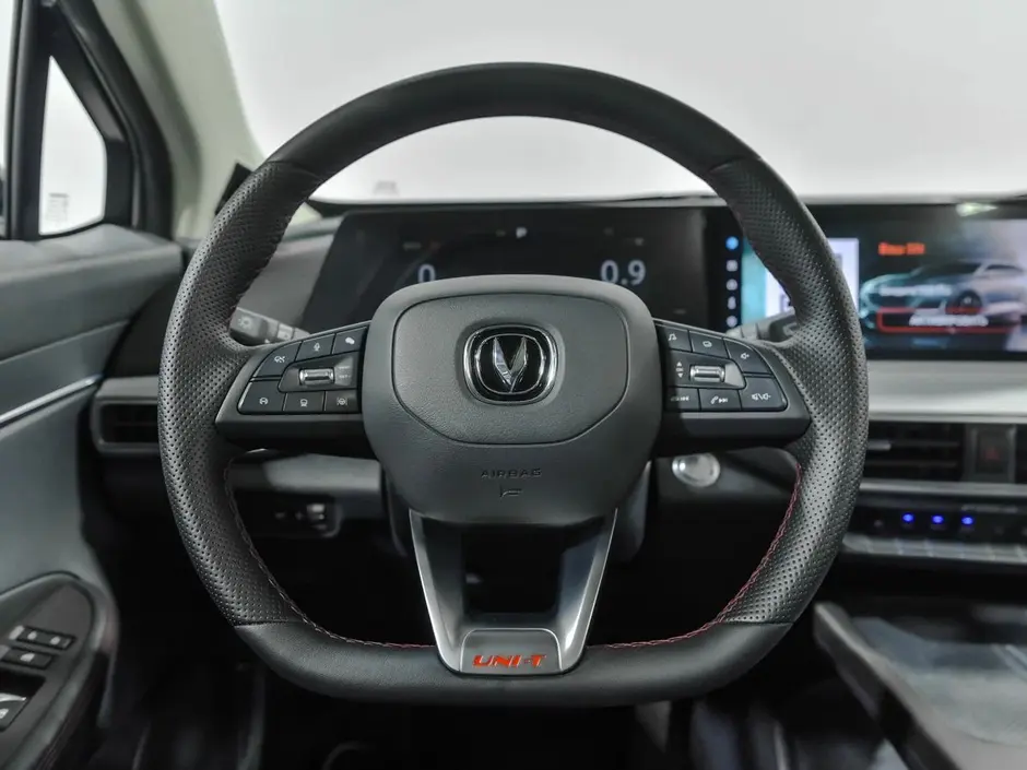 Changan UNI-T, 2022 г.