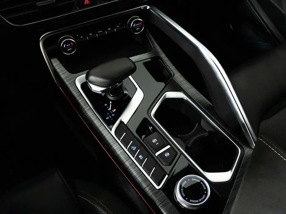 Geely Tugella, 2022 г.