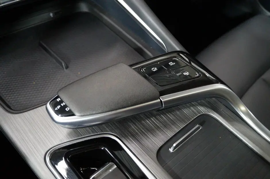 Changan UNI-T, 2023 г.