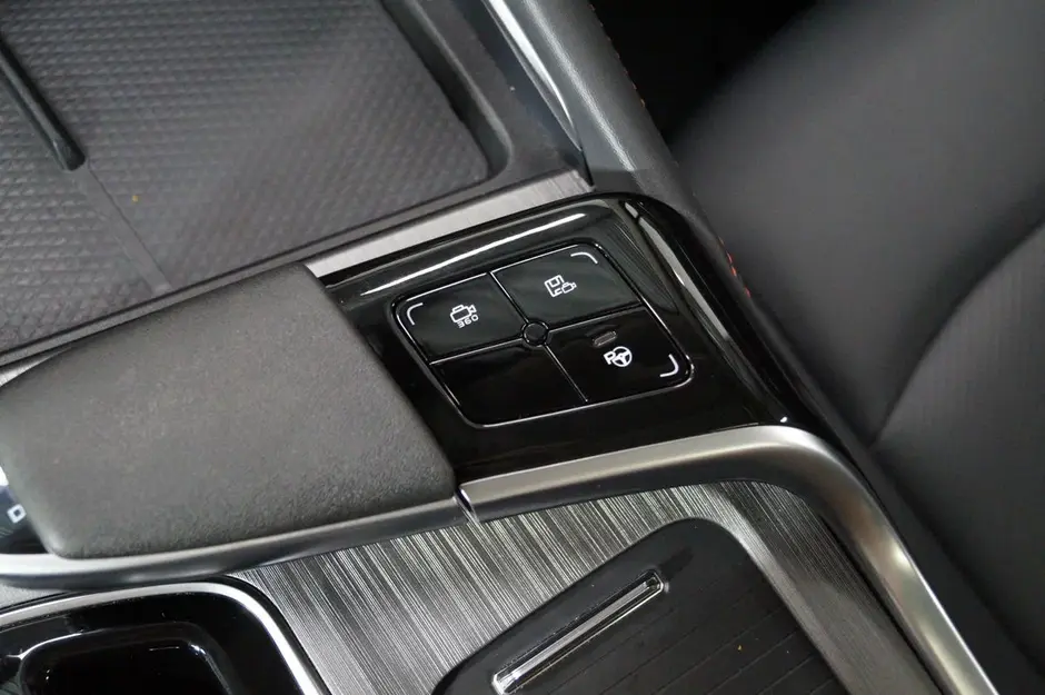 Changan UNI-T, 2023 г.