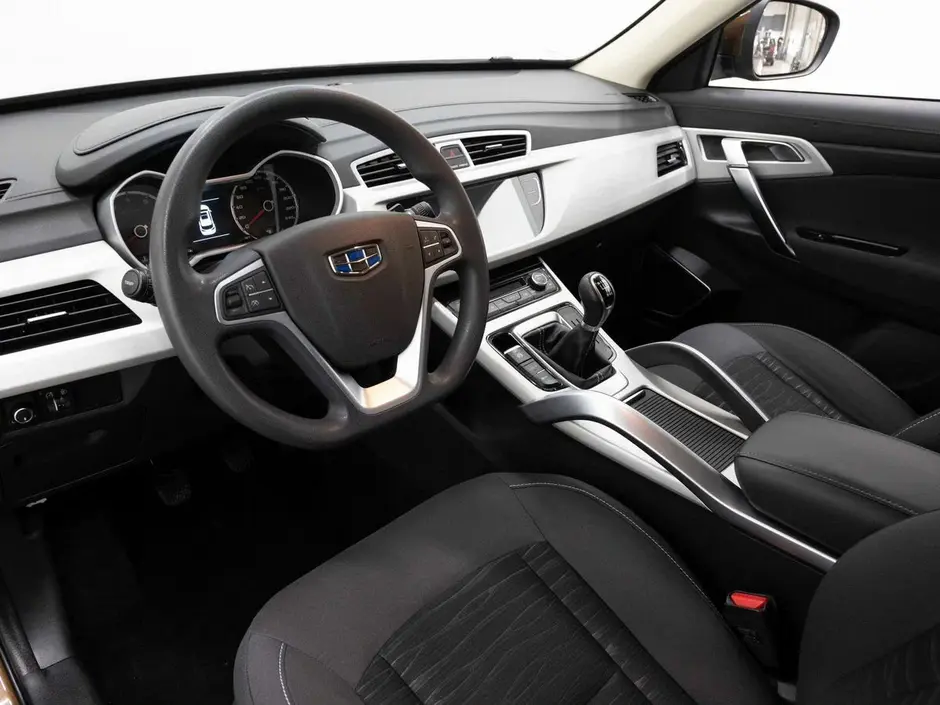 Geely Atlas, 2022 г.