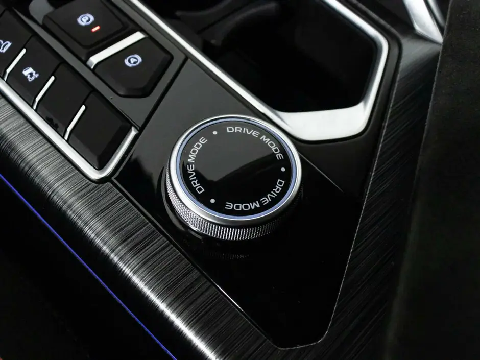 Geely Tugella, 2022 г.