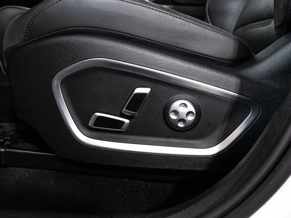 Geely Tugella, 2022 г.