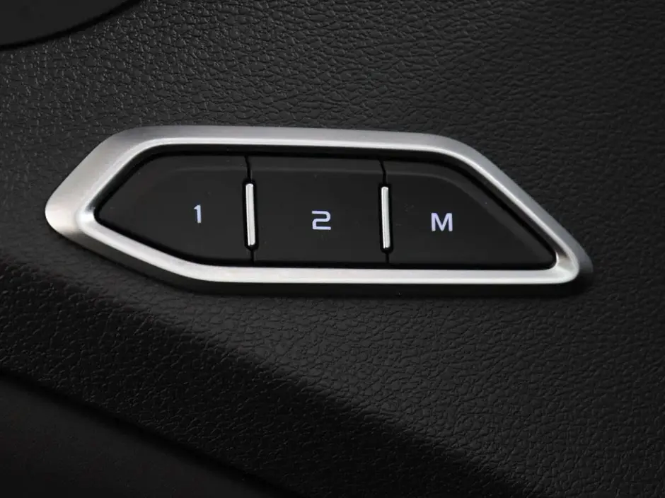 Geely Tugella, 2022 г.